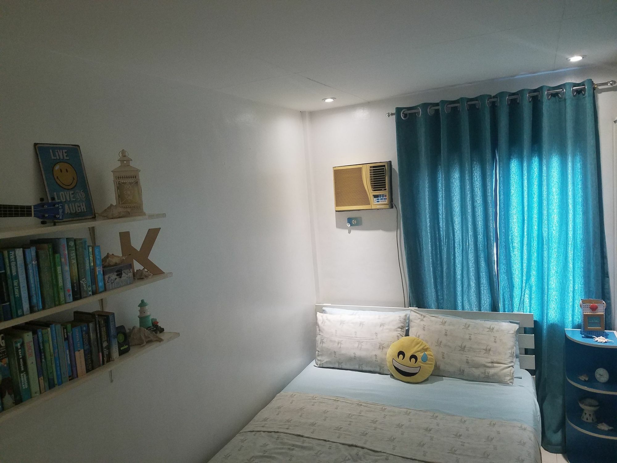 Skylab Guesthouse Paranaque City エクステリア 写真