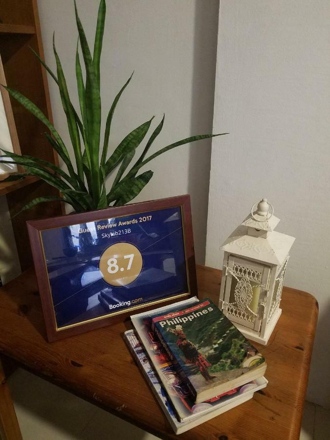 Skylab Guesthouse Paranaque City エクステリア 写真